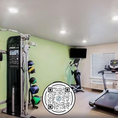 Woodspring Suites Indianapolis Castleton מראה חיצוני תמונה