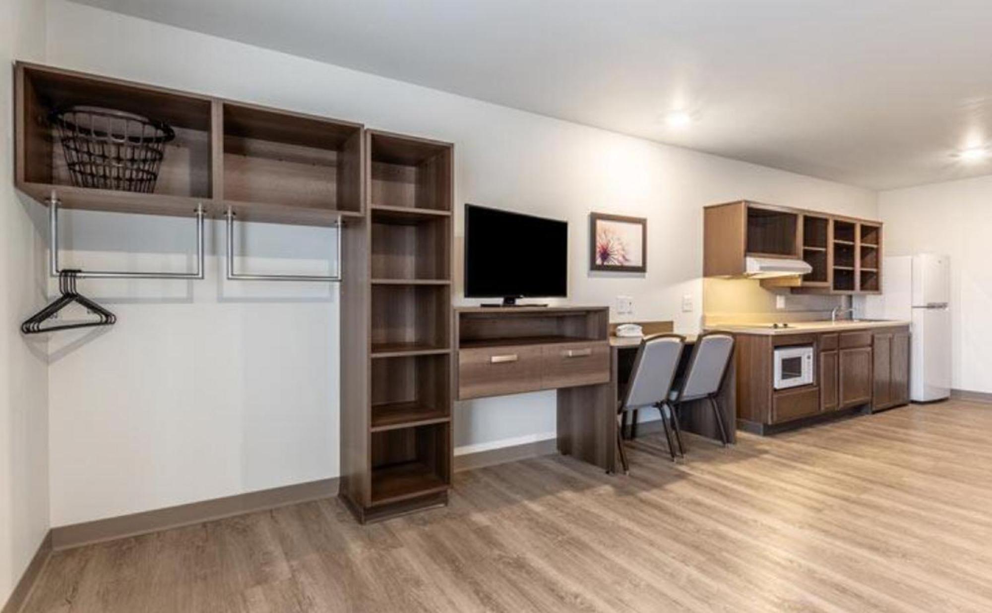 Woodspring Suites Indianapolis Castleton מראה חיצוני תמונה